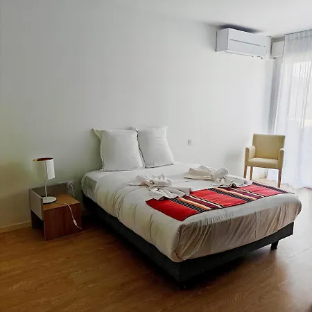 Zenao Aparthotel 3*